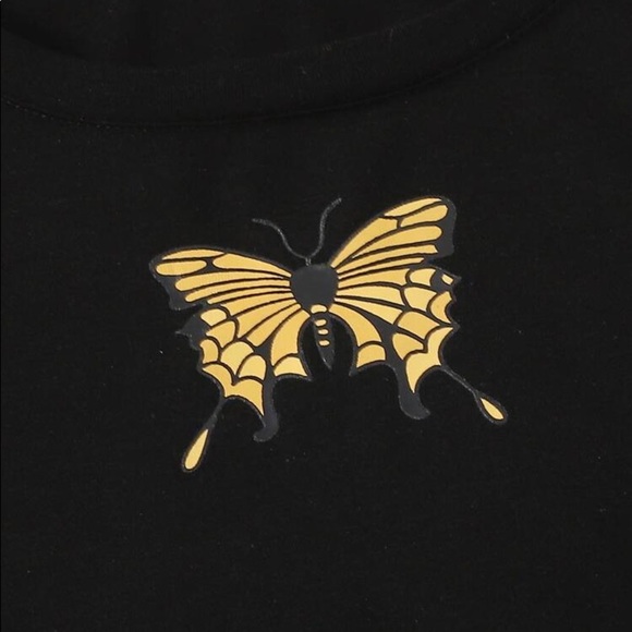 New Butterfly Tee & Plaid Shorts Pajama Set - Picture 5 of 6